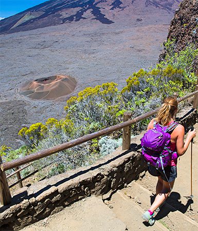 Hiking around the volcano by IRT lionel ghighi | World Travel Magazine Hiking around the volcano by IRT lionel ghighi