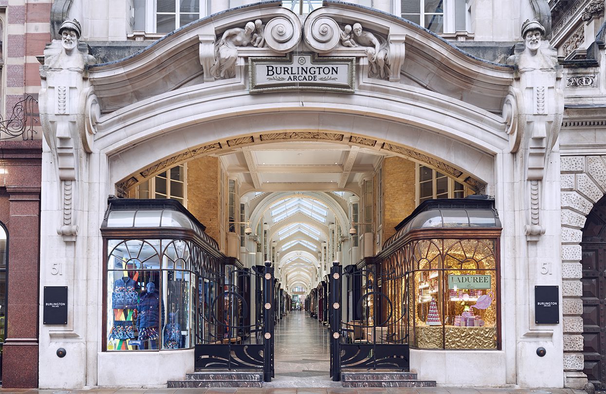 From fine jewellers to celebrated perfumers, explore the luxury boutiques at the Burlington Arcade | World Travel Magazine From fine jewellers to celebrated perfumers, explore the luxury boutiques at the Burlington Arcade