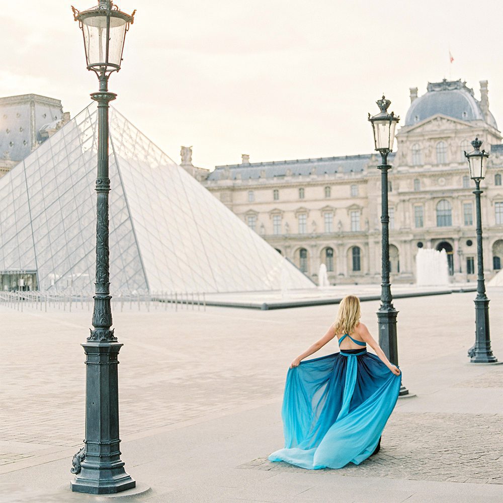I.M Pei’s glass pyramid in the Louvre’s forecourt is Instagram heaven, photo by Analui | World Travel Magazine I.M Pei’s glass pyramid in the Louvre’s forecourt is Instagram heaven, photo by Analui