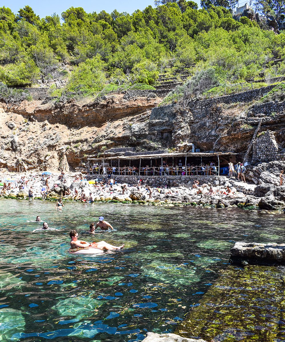 The simple chiringuito at Cala Deià | World Travel Magazine The simple chiringuito at Cala Deià