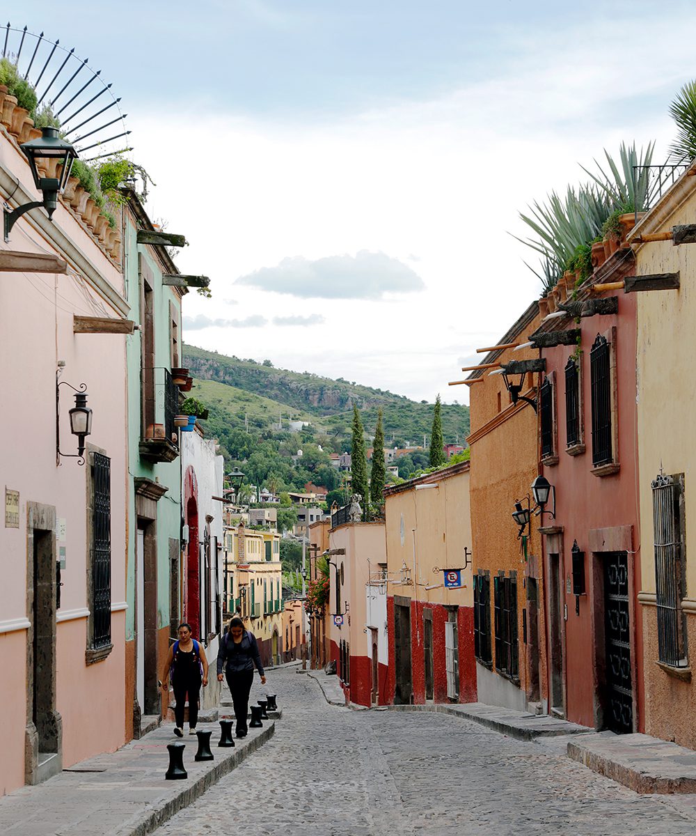 Aldama Street, one of the many picturesque alleyways that define the romantic character of San Miguel’s historic centre | World Travel Magazine Aldama Street, one of the many picturesque alleyways that define the romantic character of San Miguel’s historic centre