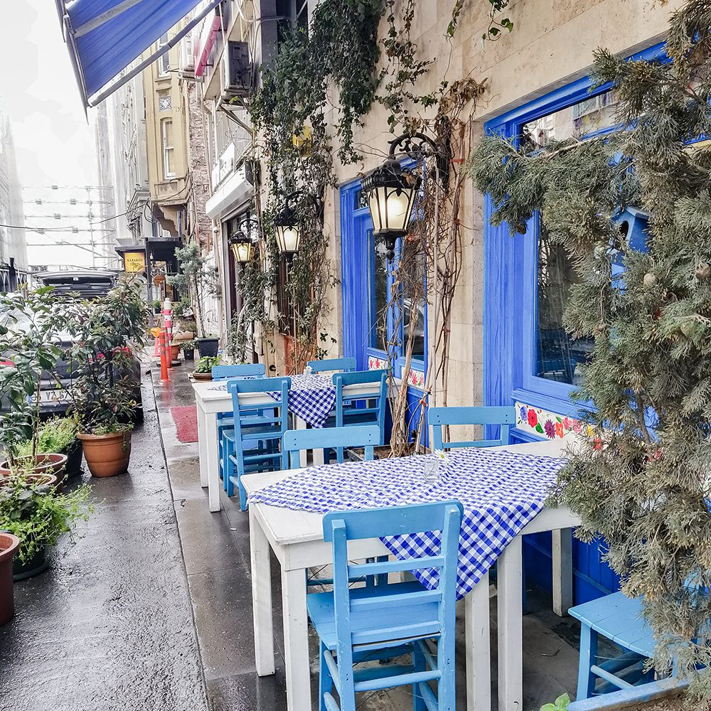 Narrow lanes of Karaköy neighbourhood hide colourful corners hiding trendy cafes in plain sight | World Travel Magazine Narrow lanes of Karaköy neighbourhood hide colourful corners hiding trendy cafes in plain sight