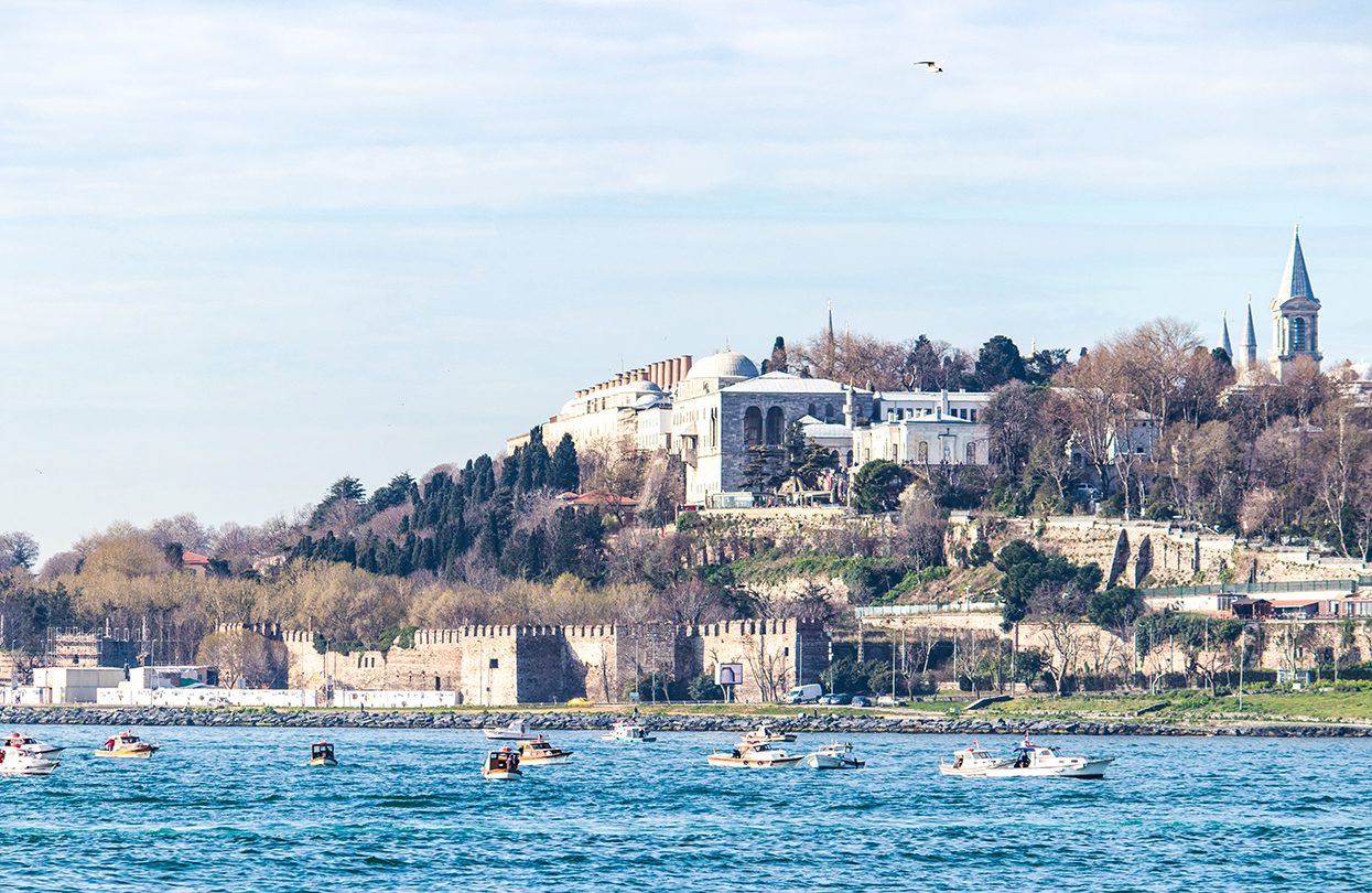 Topkapi Palace seen from the Bosporus by Nurlan Mammadzada | World Travel Magazine Topkapi Palace seen from the Bosporus by Nurlan Mammadzada