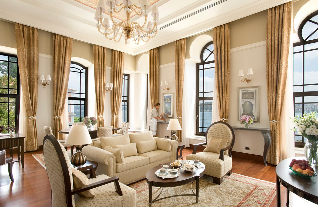 Four Seasons at the Bosphorus Palace Room with a view & outdoor dining | World Travel Magazine Four Seasons at the Bosphorus Palace Room with a view & outdoor dining