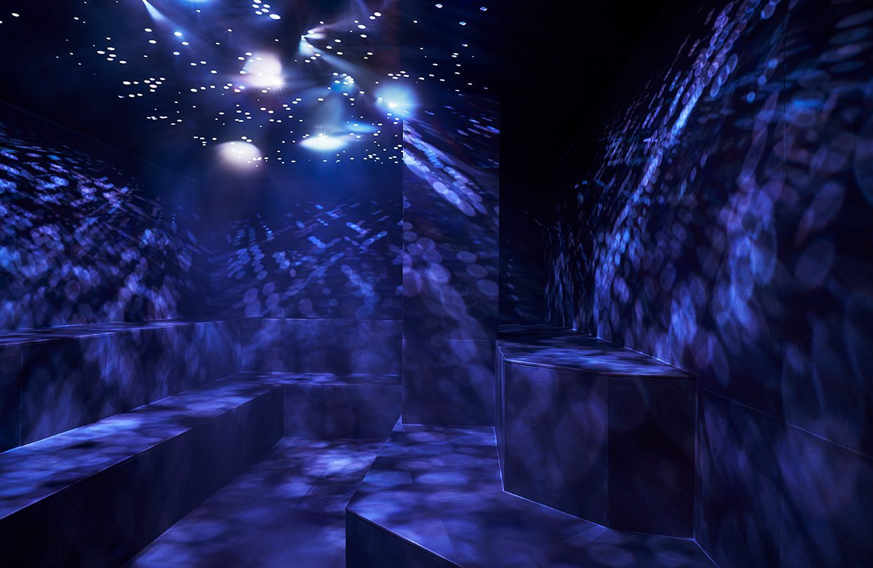 BATHHOUSE Steam Room Adrian Gaut | World Travel Magazine BATHHOUSE Steam Room Adrian Gaut