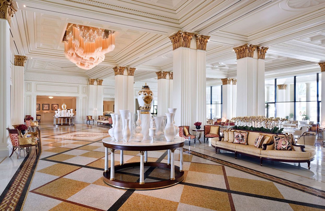 Palazzo Versace Dubai's Lobby, photo by Palazzo Versace | World Travel Magazine Palazzo Versace Dubai's Lobby, photo by Palazzo Versace