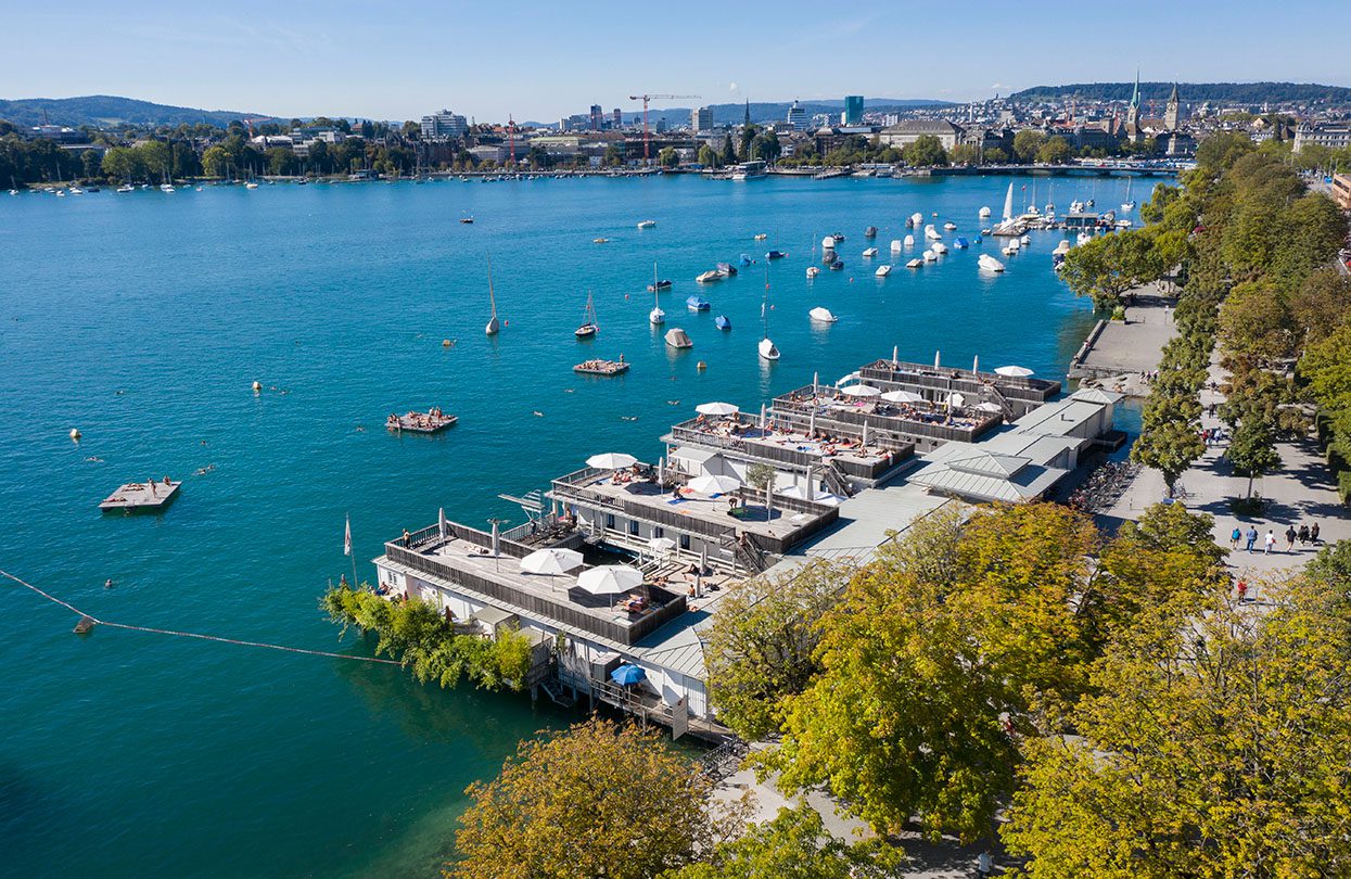 Badi Utoquai, image by Christian Beutler, Zürich Tourismus | World Travel Magazine Badi Utoquai, image by Christian Beutler, Zürich Tourismus