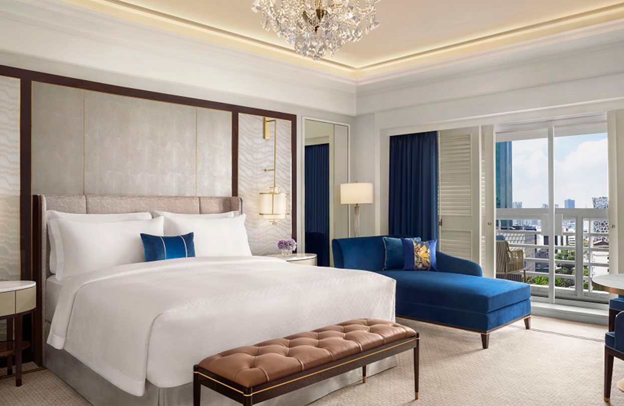 St Regis Jakarta Deluxe King guestroom | World Travel Magazine St Regis Jakarta Deluxe King guestroom