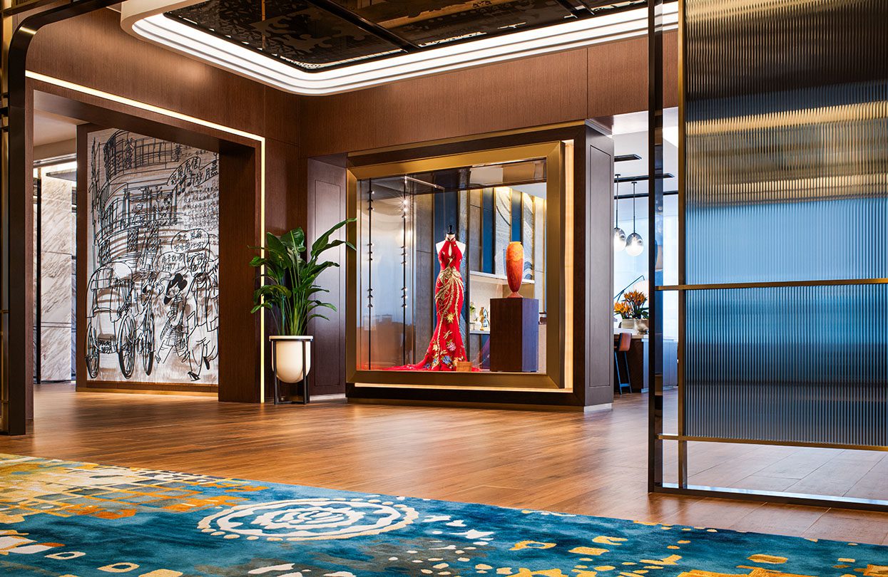Andaz Artpiece Phoenix Rising and Juxtapose | World Travel Magazine Andaz Artpiece Phoenix Rising and Juxtapose