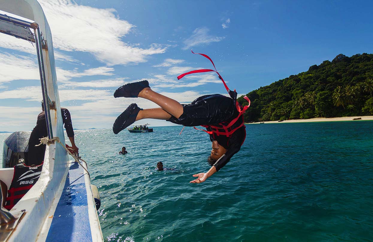 Pulau Besar island, image by drshahrinmdayob, shutterstock | World Travel Magazine Pulau Besar island, image by drshahrinmdayob, shutterstock