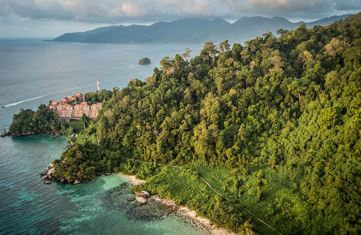 The ever beautiful Tioman Island, image by aksenovden, shutterstock | World Travel Magazine The ever beautiful Tioman Island, image by aksenovden, shutterstock