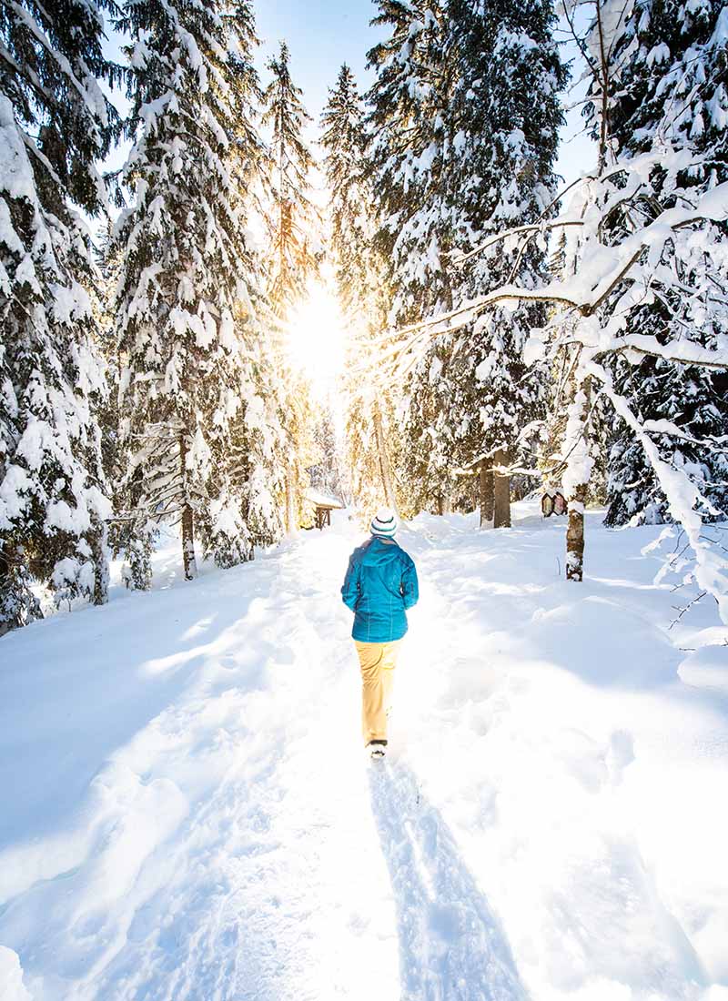 Winter hiking in Region Dents du Midi, Image Copyright Litescape Media, Switzerland Tourism | World Travel Magazine Winter hiking in Region Dents du Midi, Image Copyright Litescape Media, Switzerland Tourism