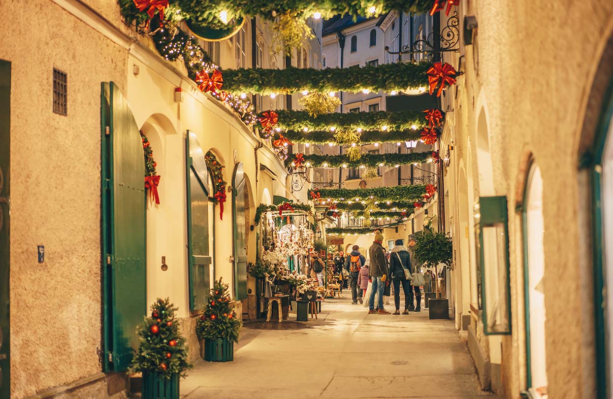 Salzburg old town city streets decorated for Christmas advent, Image by Calin Stan, Shutterstock | World Travel Magazine Salzburg old town city streets decorated for Christmas advent, Image by Calin Stan, Shutterstock